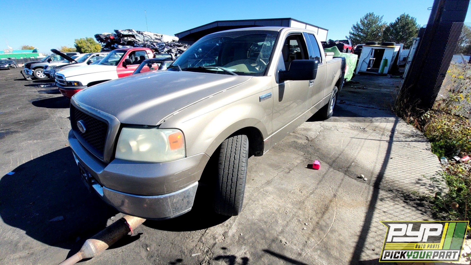 2004 FORD F-150 available for parts