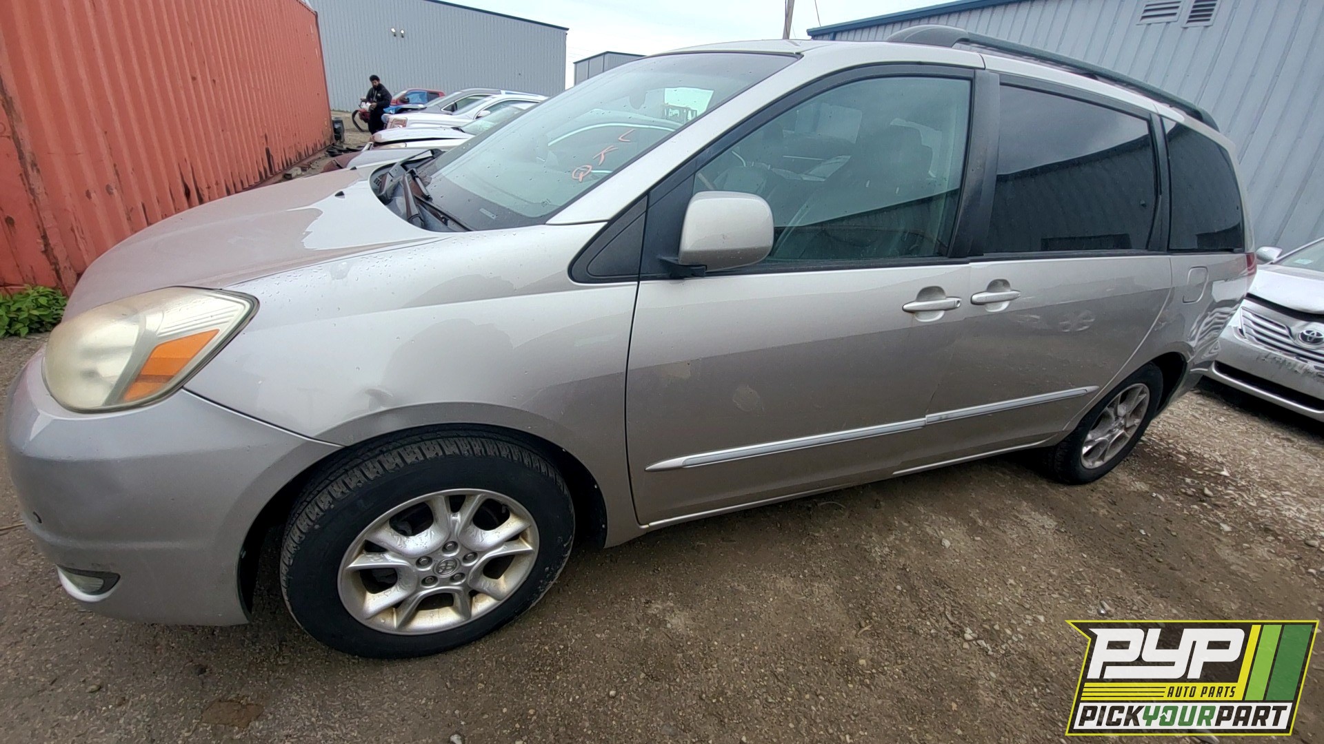 2005 TOYOTA SIENNA partes disponibles