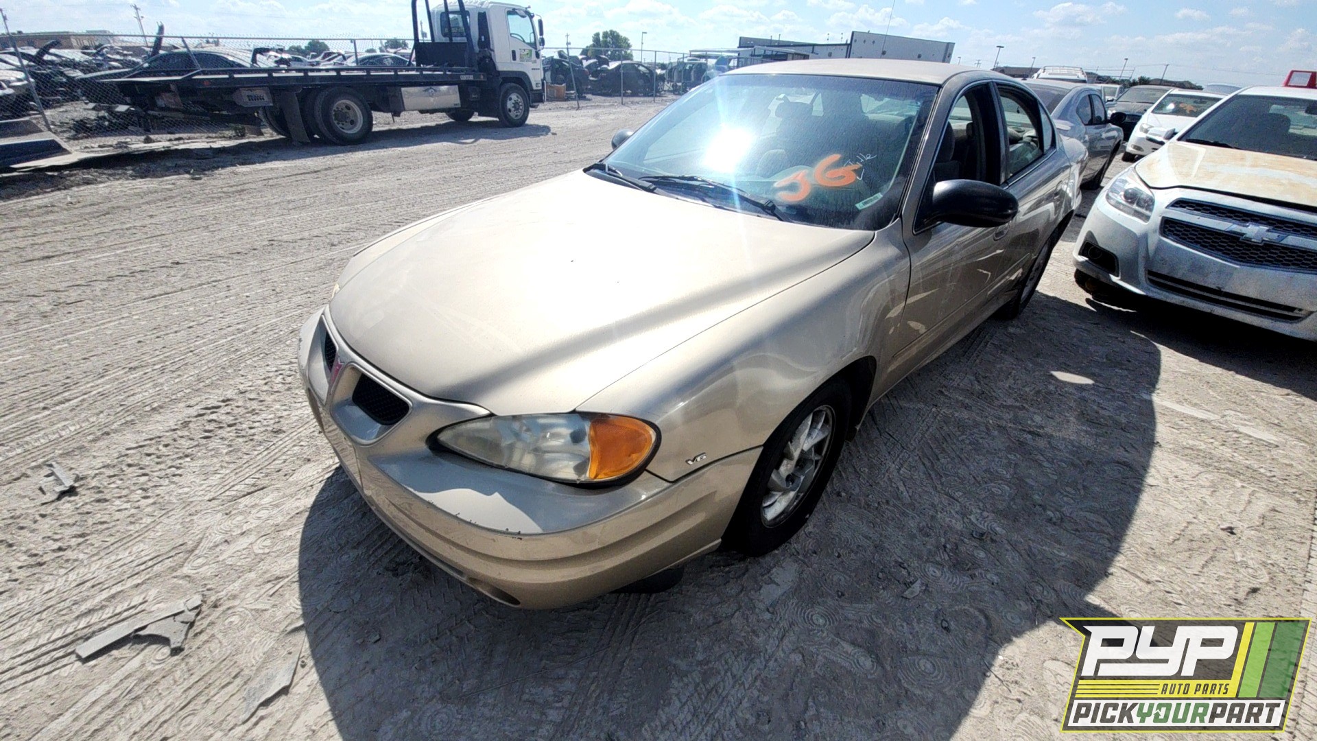 2004 PONTIAC GRAND AM available for parts