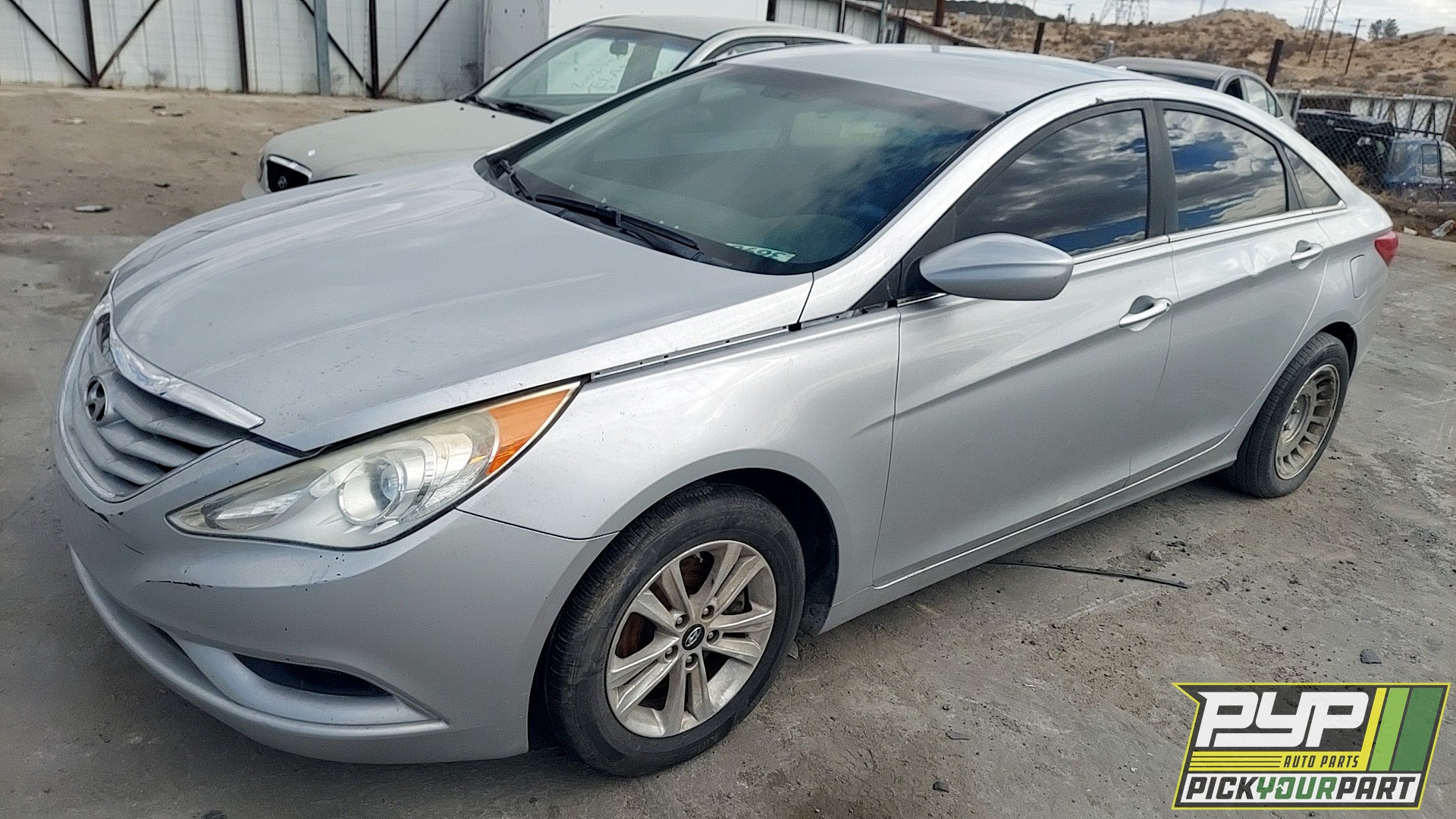 2012 HYUNDAI SONATA available for parts