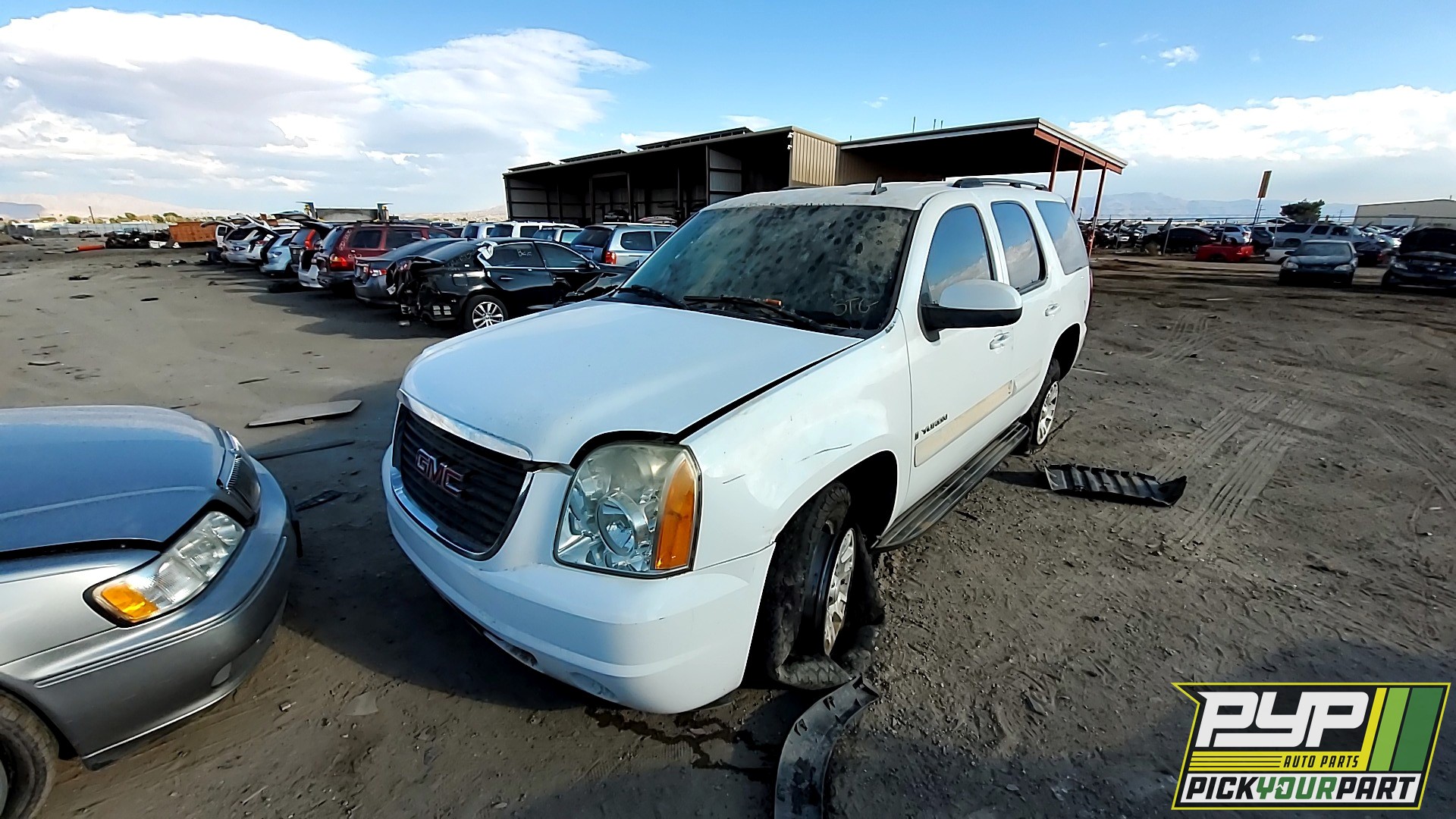 2007 GMC YUKON available for parts