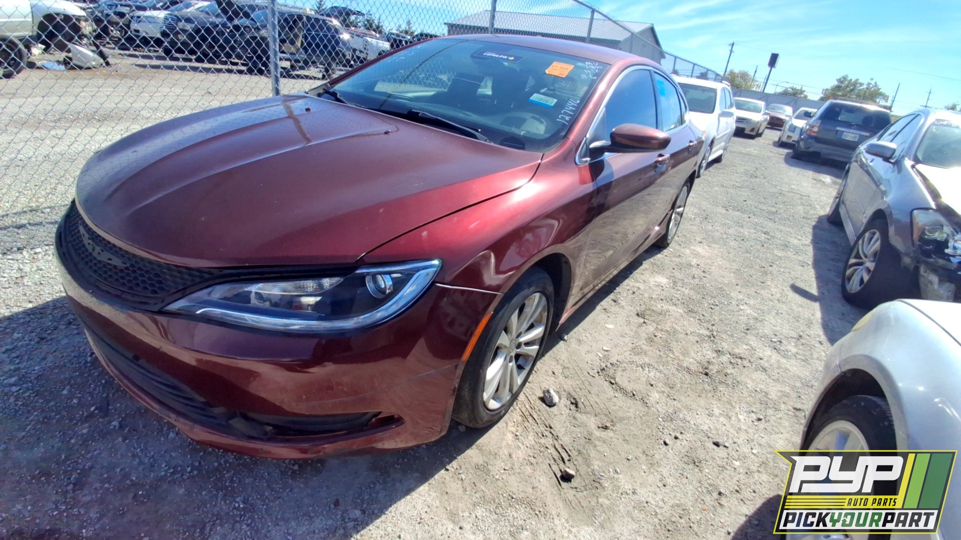 2016 CHRYSLER 200 partes disponibles