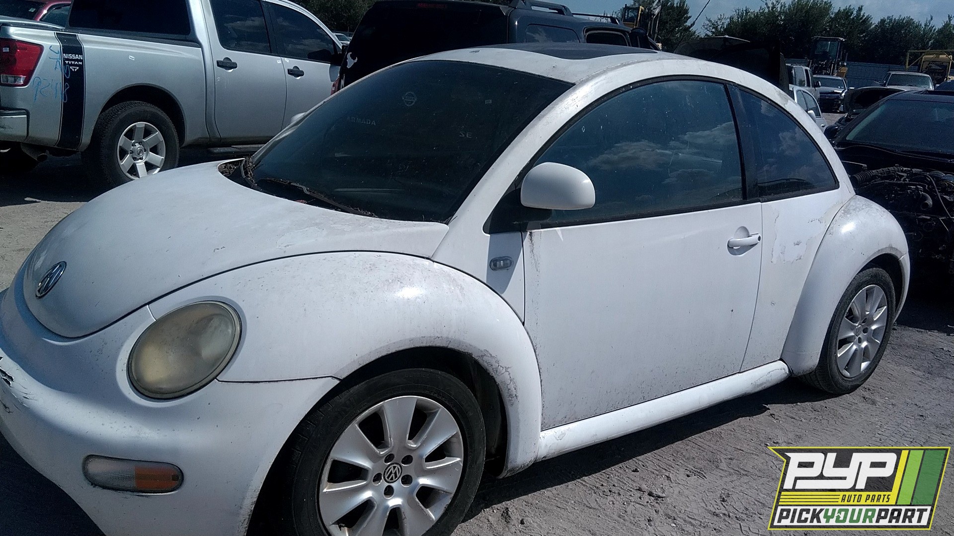 2000 VOLKSWAGEN BEETLE available for parts