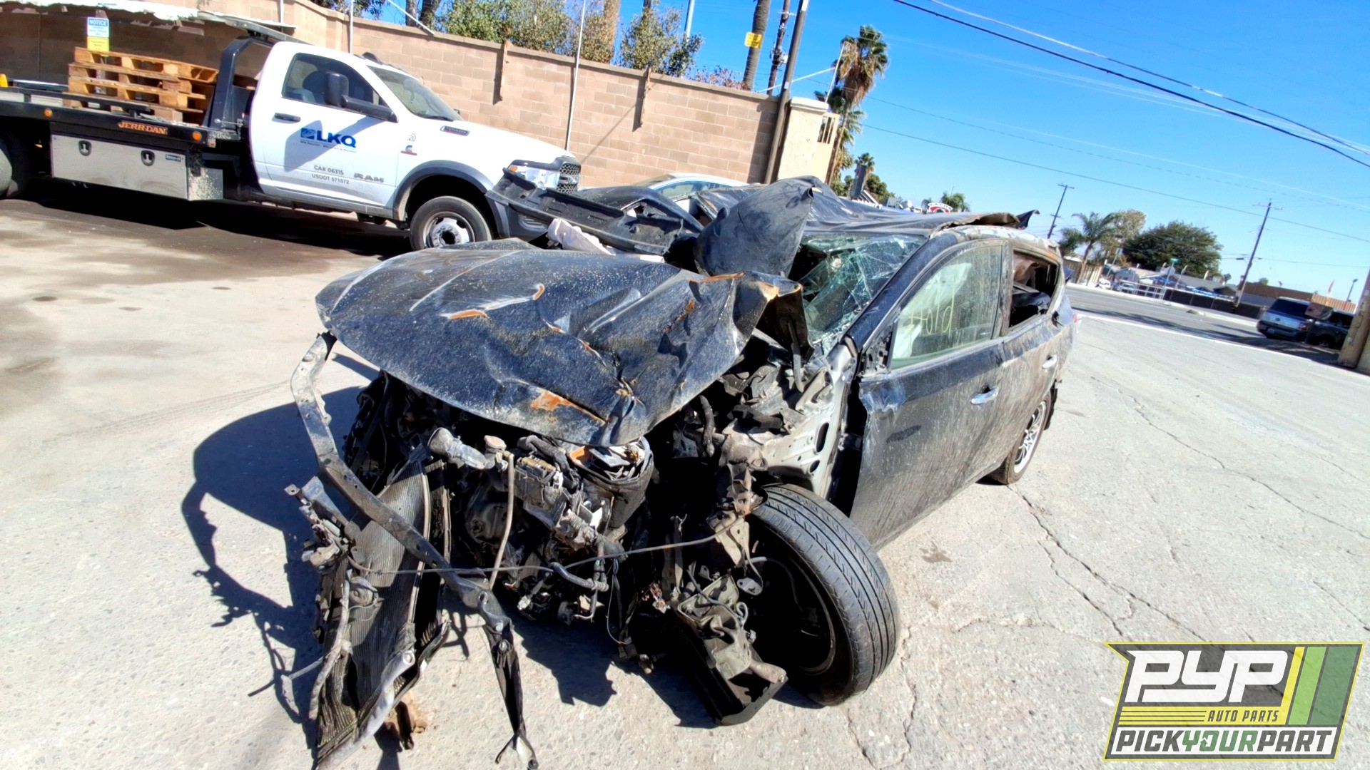 2017 NISSAN SENTRA available for parts