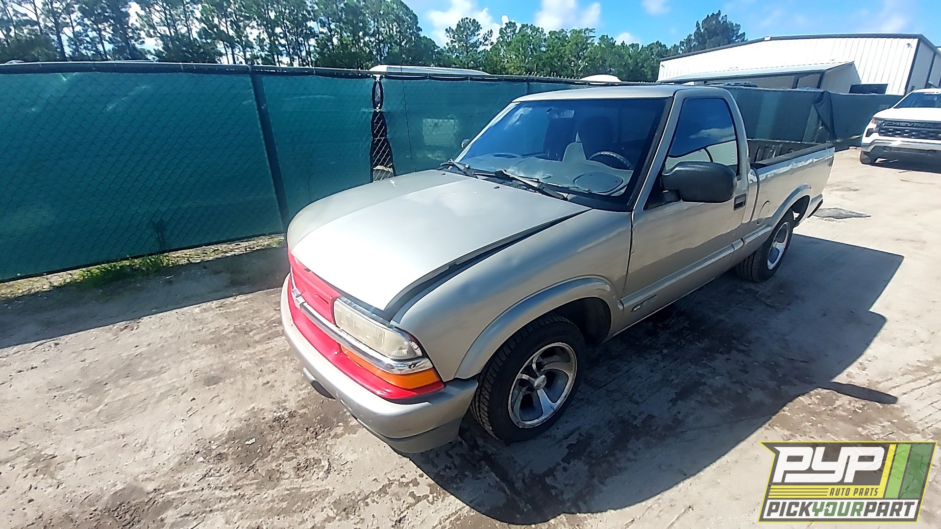 2001 CHEVROLET S10 partes disponibles