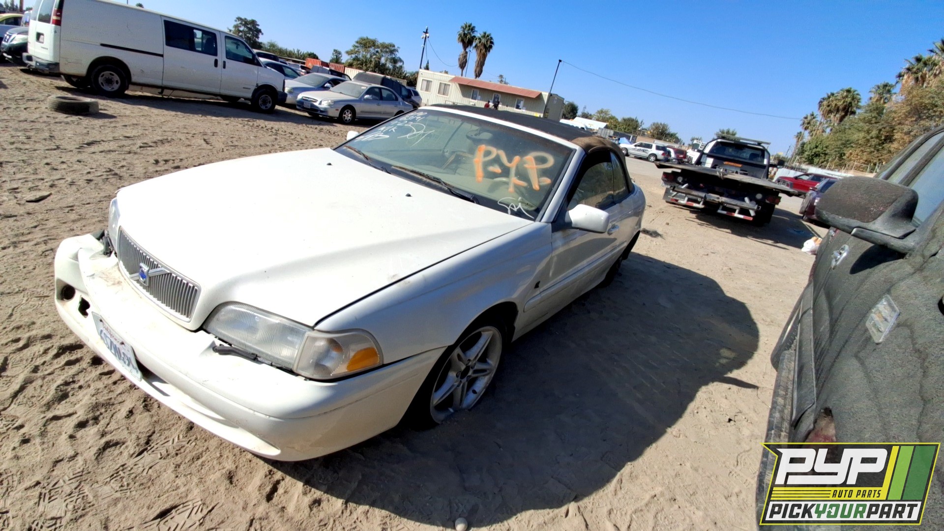 2001 VOLVO C70 available for parts