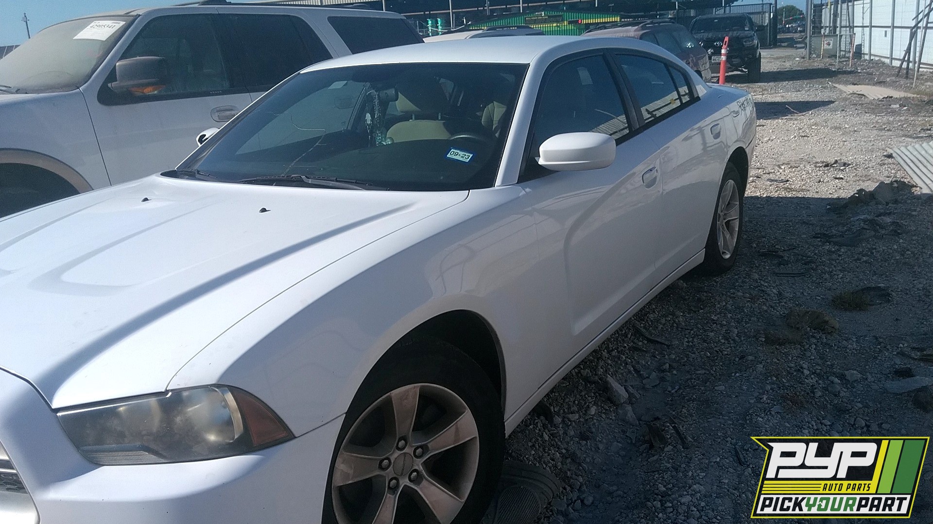 2014 DODGE CHARGER partes disponibles