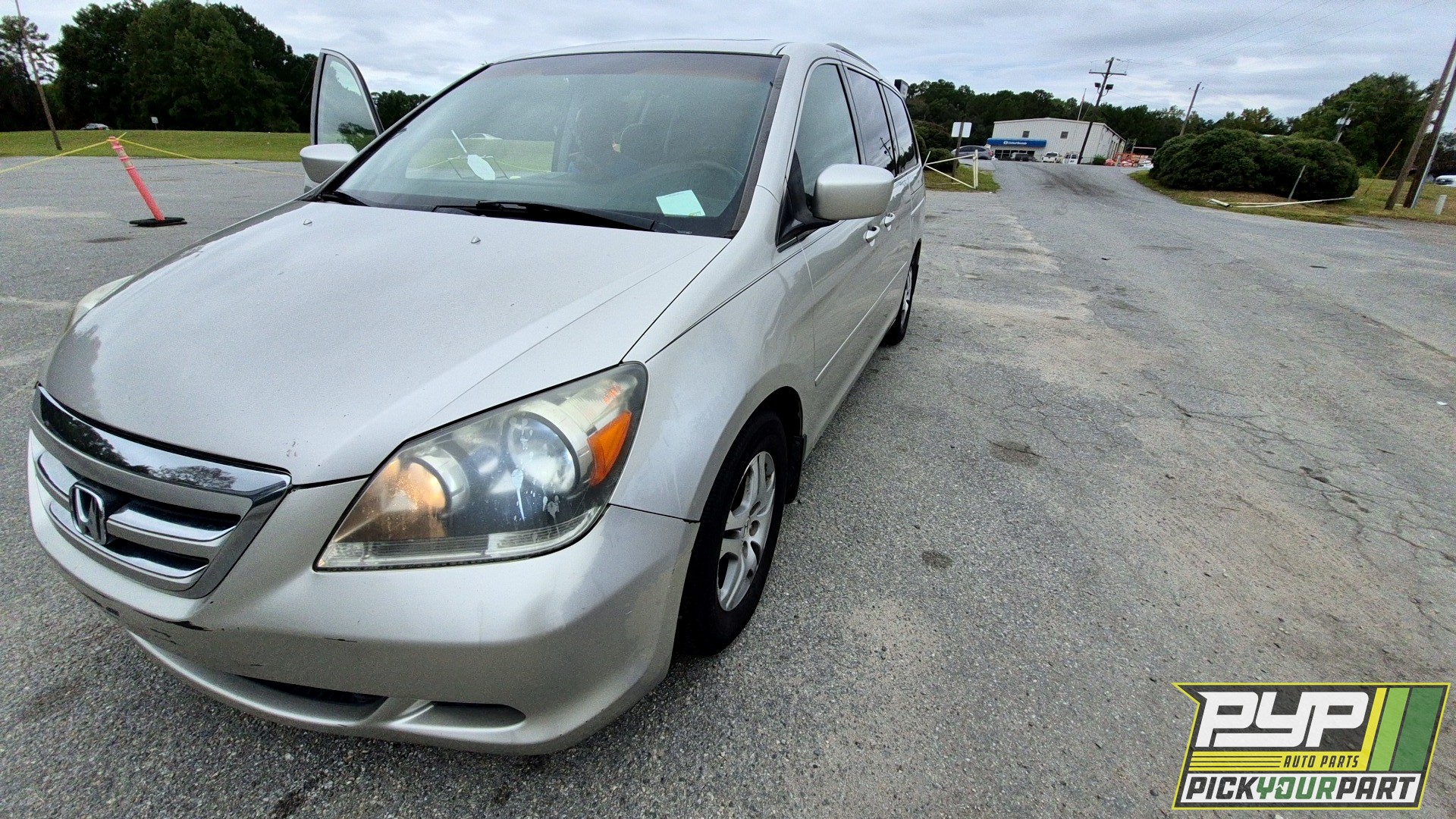 2006 HONDA ODYSSEY available for parts