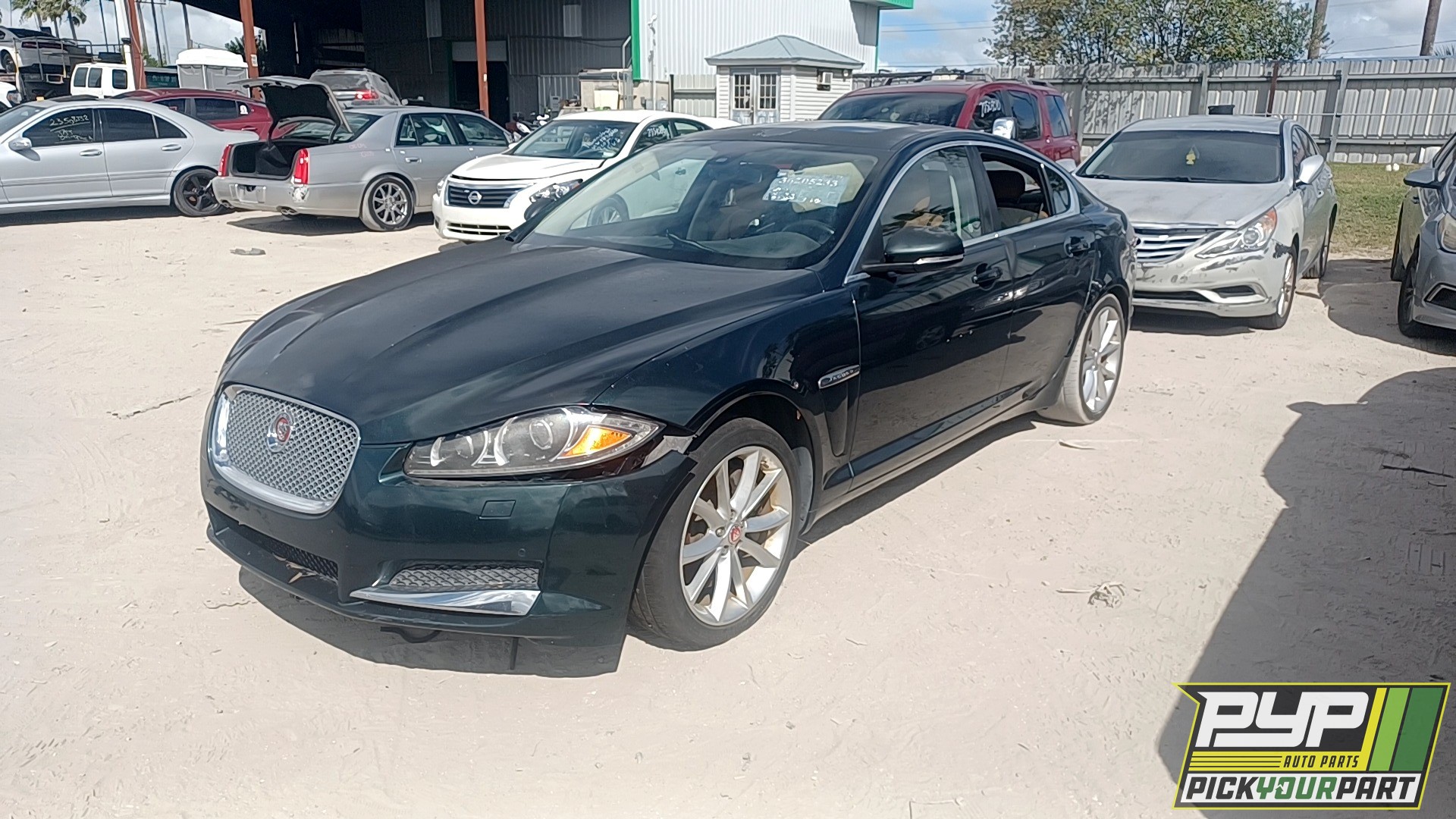 2015 JAGUAR XF partes disponibles