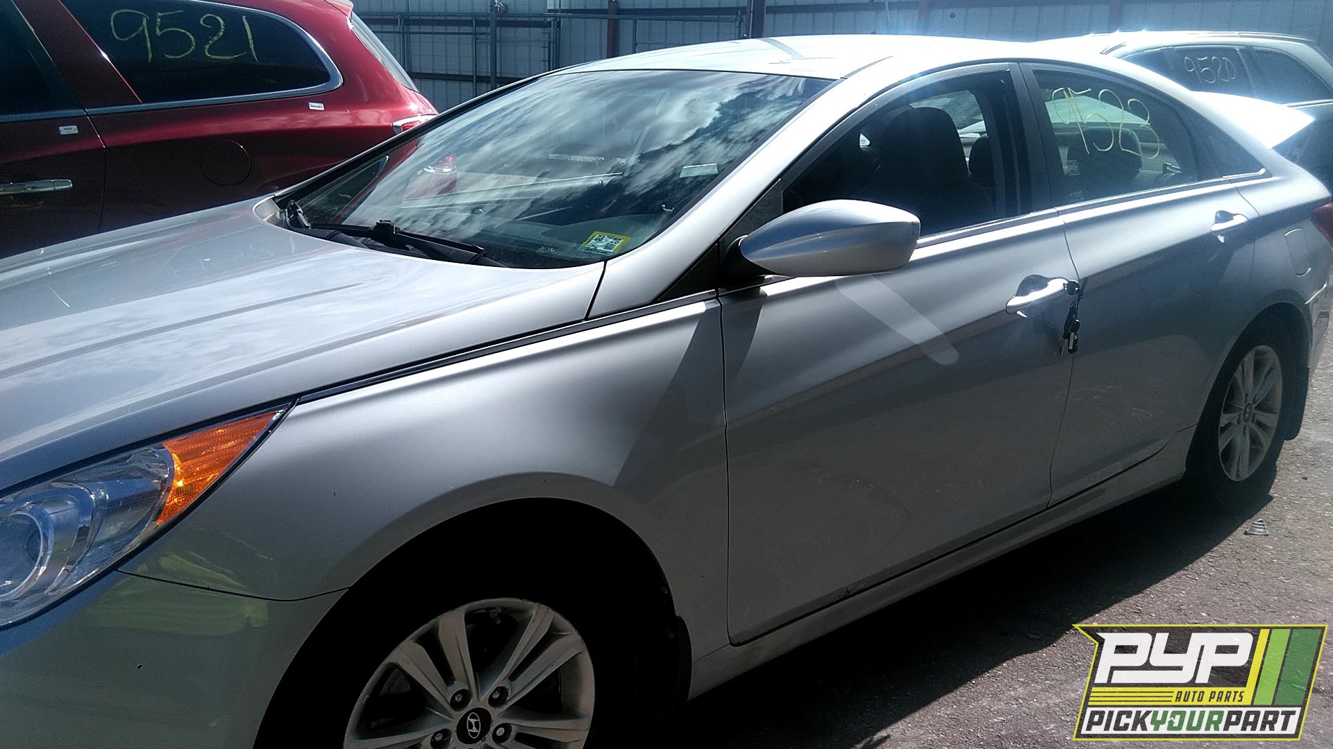 2013 HYUNDAI SONATA available for parts