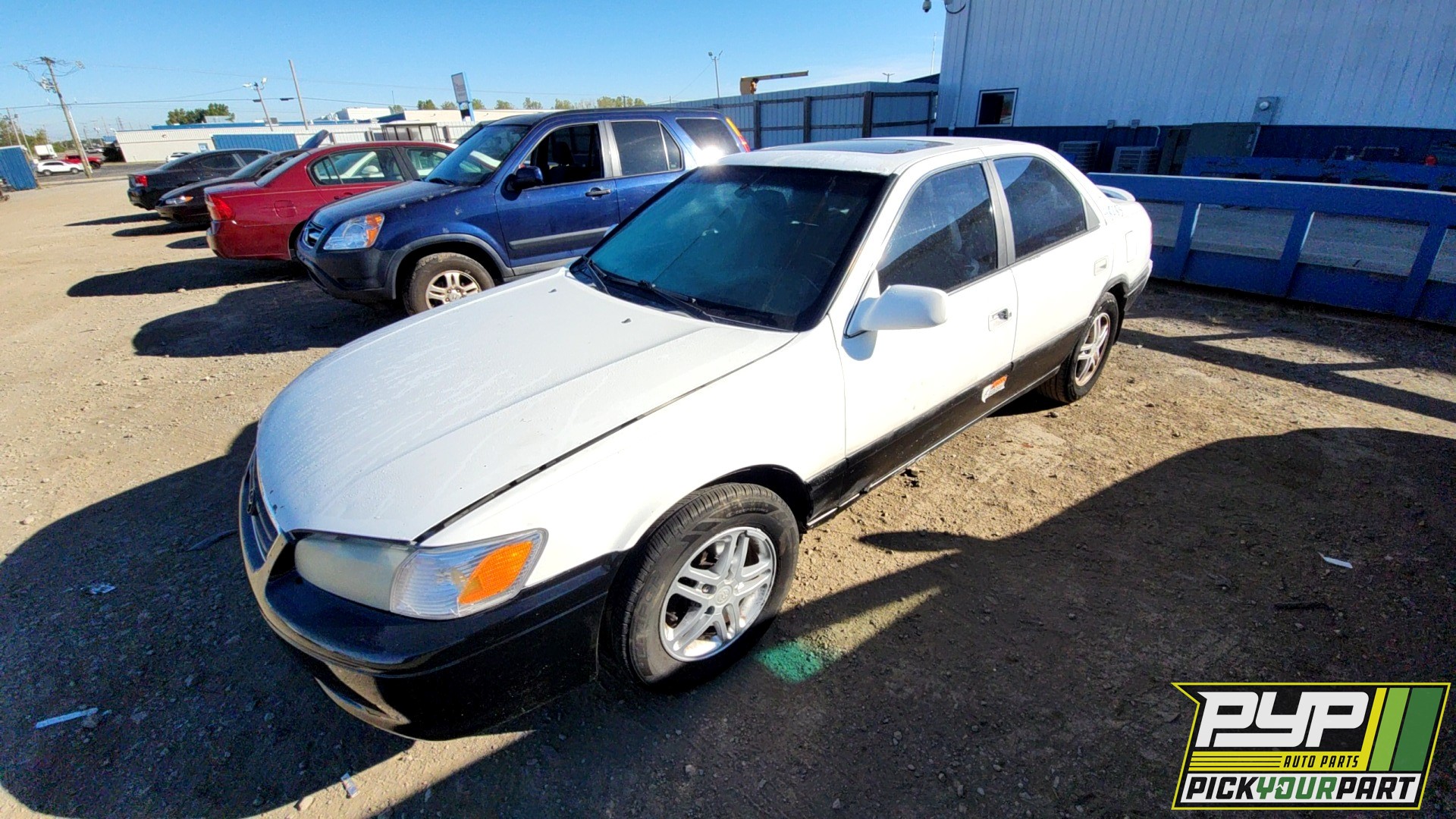 2001 TOYOTA CAMRY available for parts