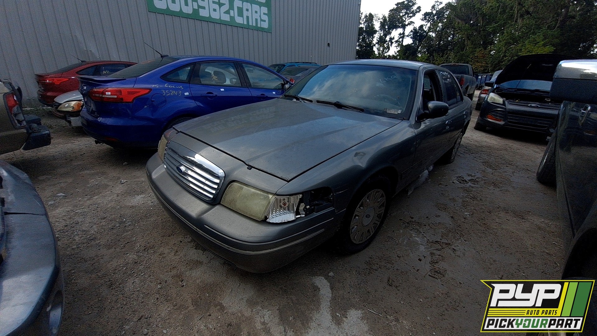 2003 FORD CROWN VICTORIA partes disponibles