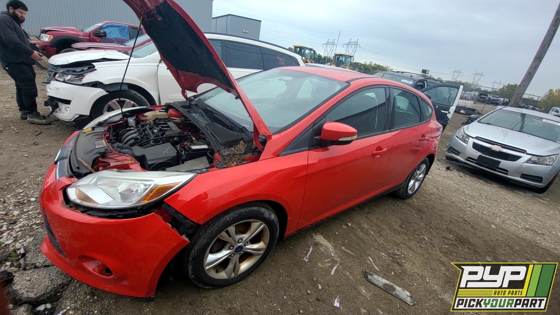 2013 FORD FOCUS available for parts