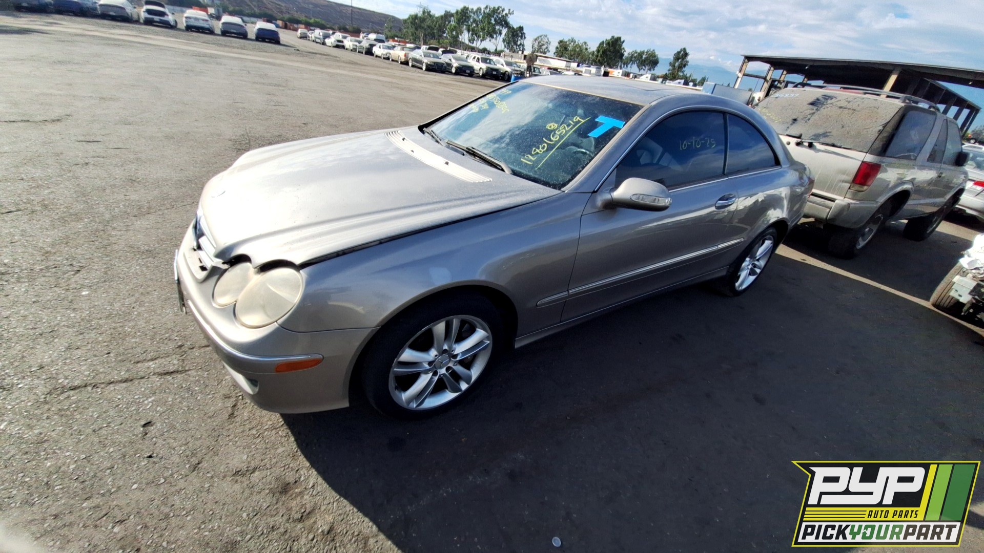 2006 MERCEDES-BENZ CLK350 available for parts