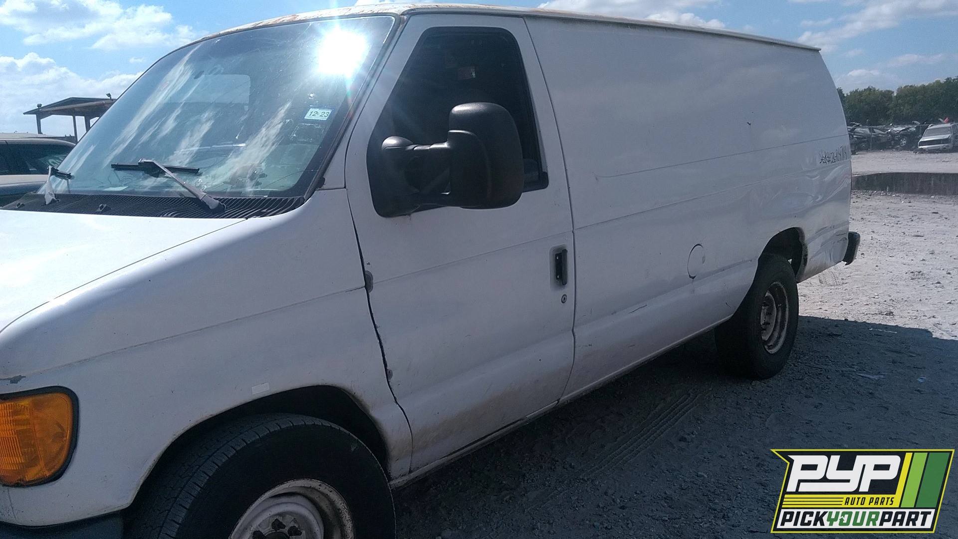 2006 FORD E-250 available for parts