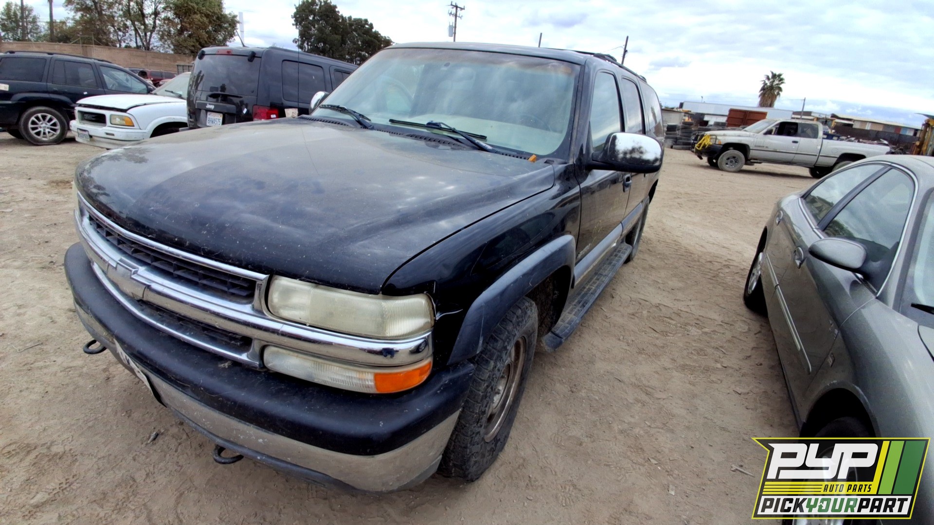 2000 CHEVROLET SUBURBAN 1500 partes disponibles