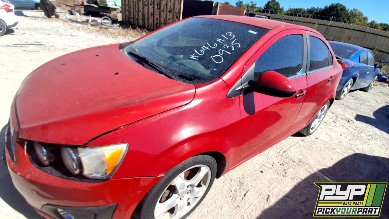 2013 CHEVROLET SONIC partes disponibles