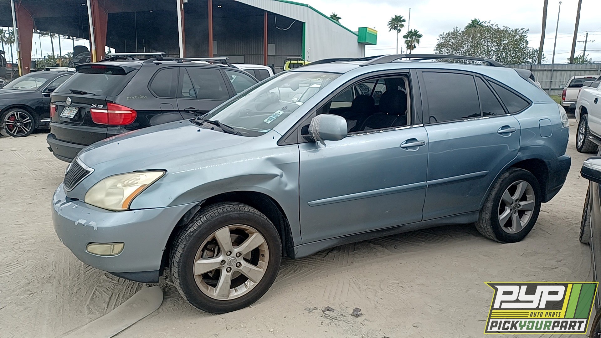 2004 LEXUS RX330 available for parts