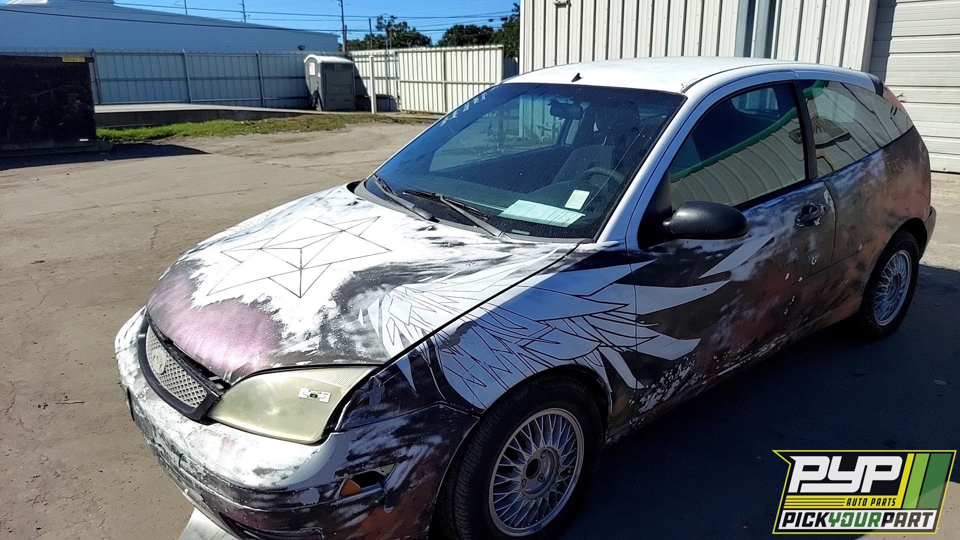 2005 FORD FOCUS available for parts