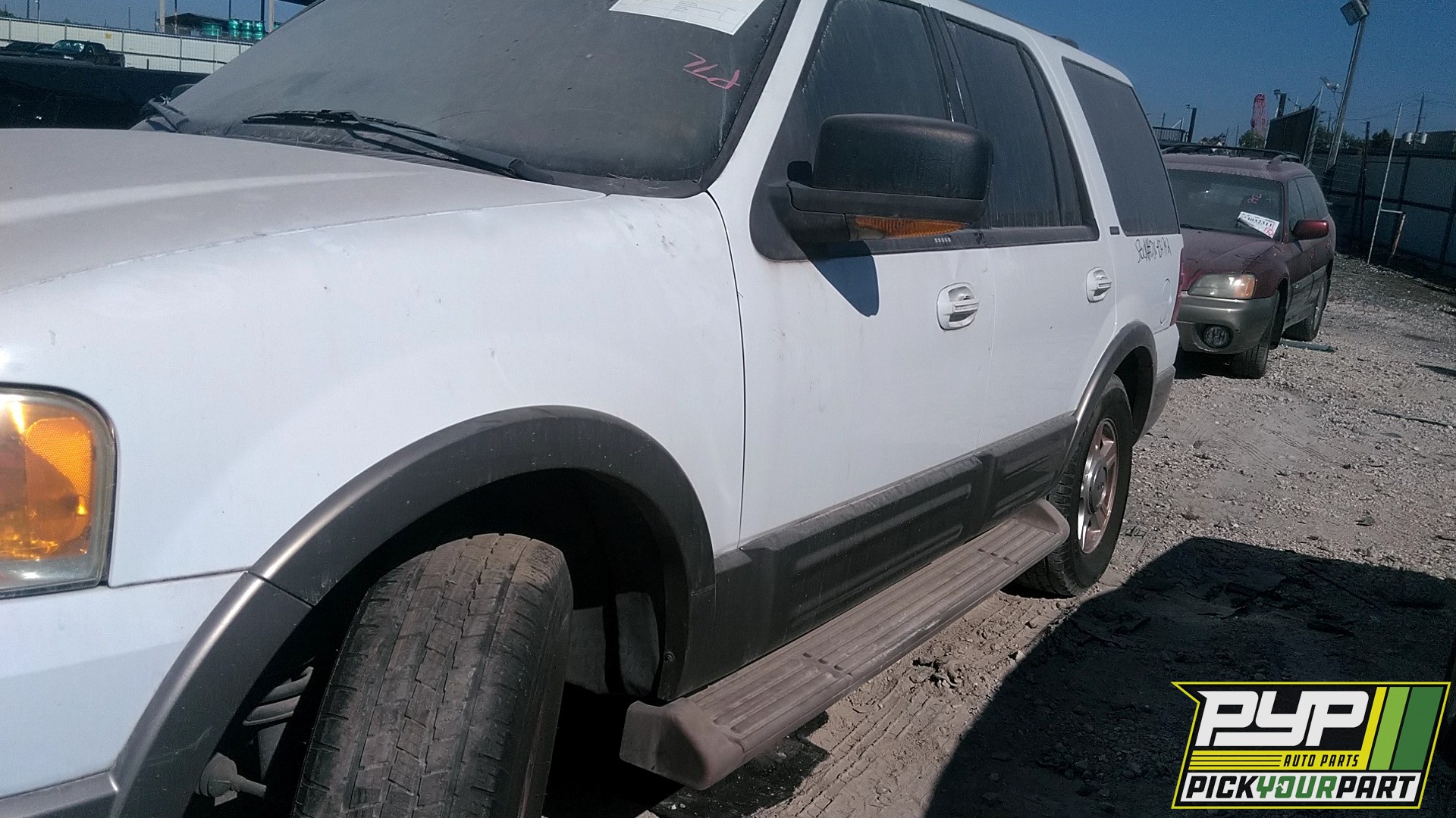 2004 FORD EXPEDITION available for parts