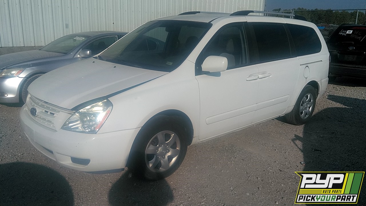 2009 KIA SEDONA available for parts