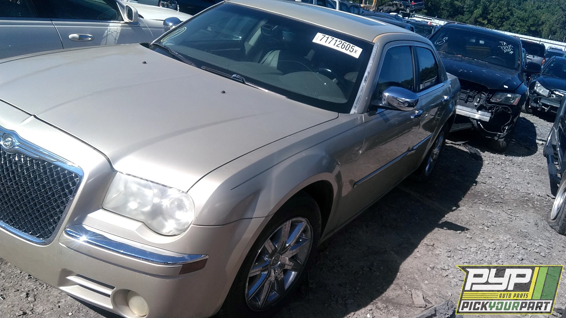 2010 CHRYSLER 300 available for parts