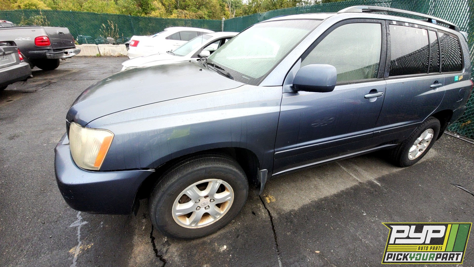 2002 TOYOTA HIGHLANDER available for parts