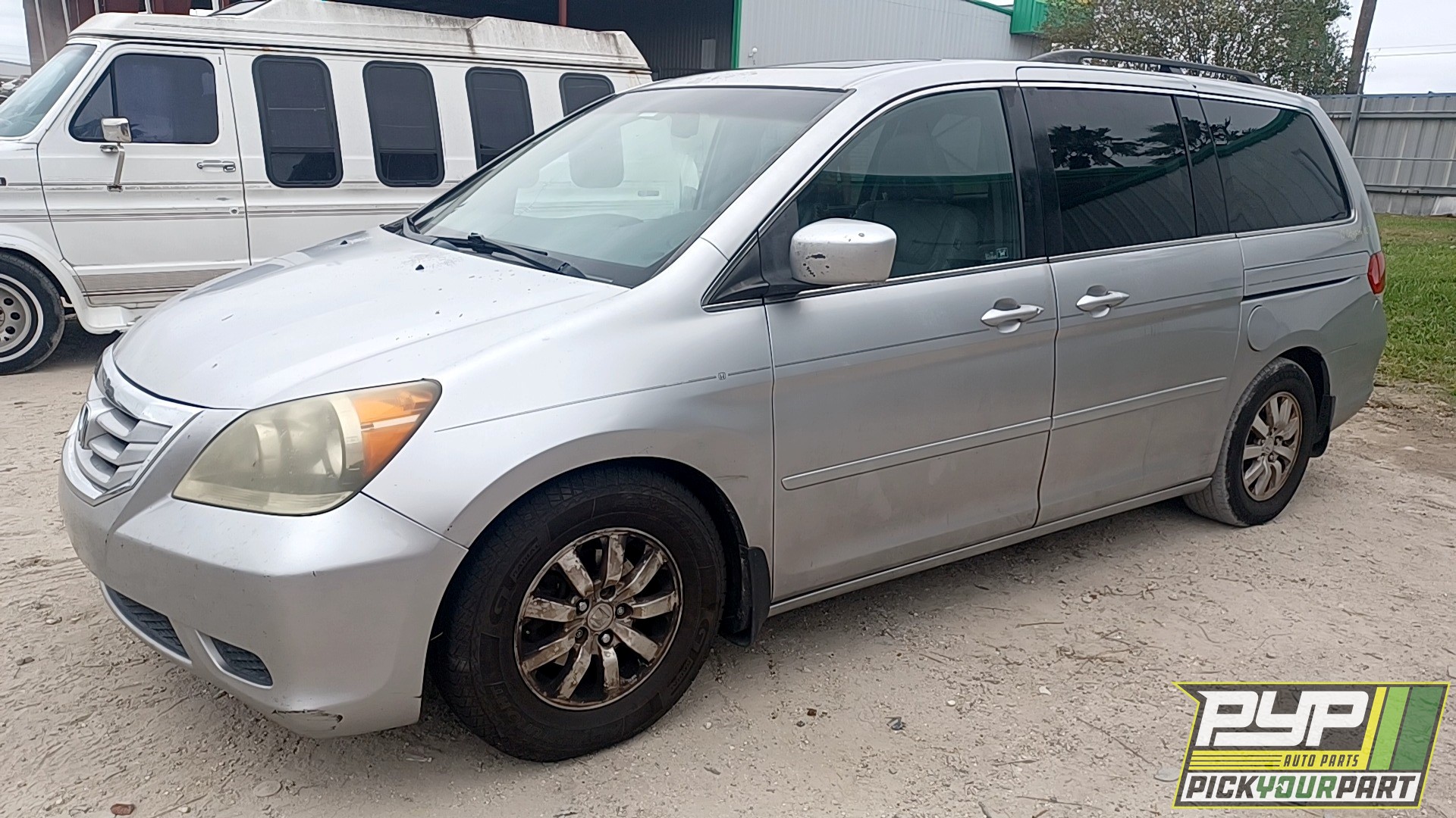 2010 HONDA ODYSSEY available for parts