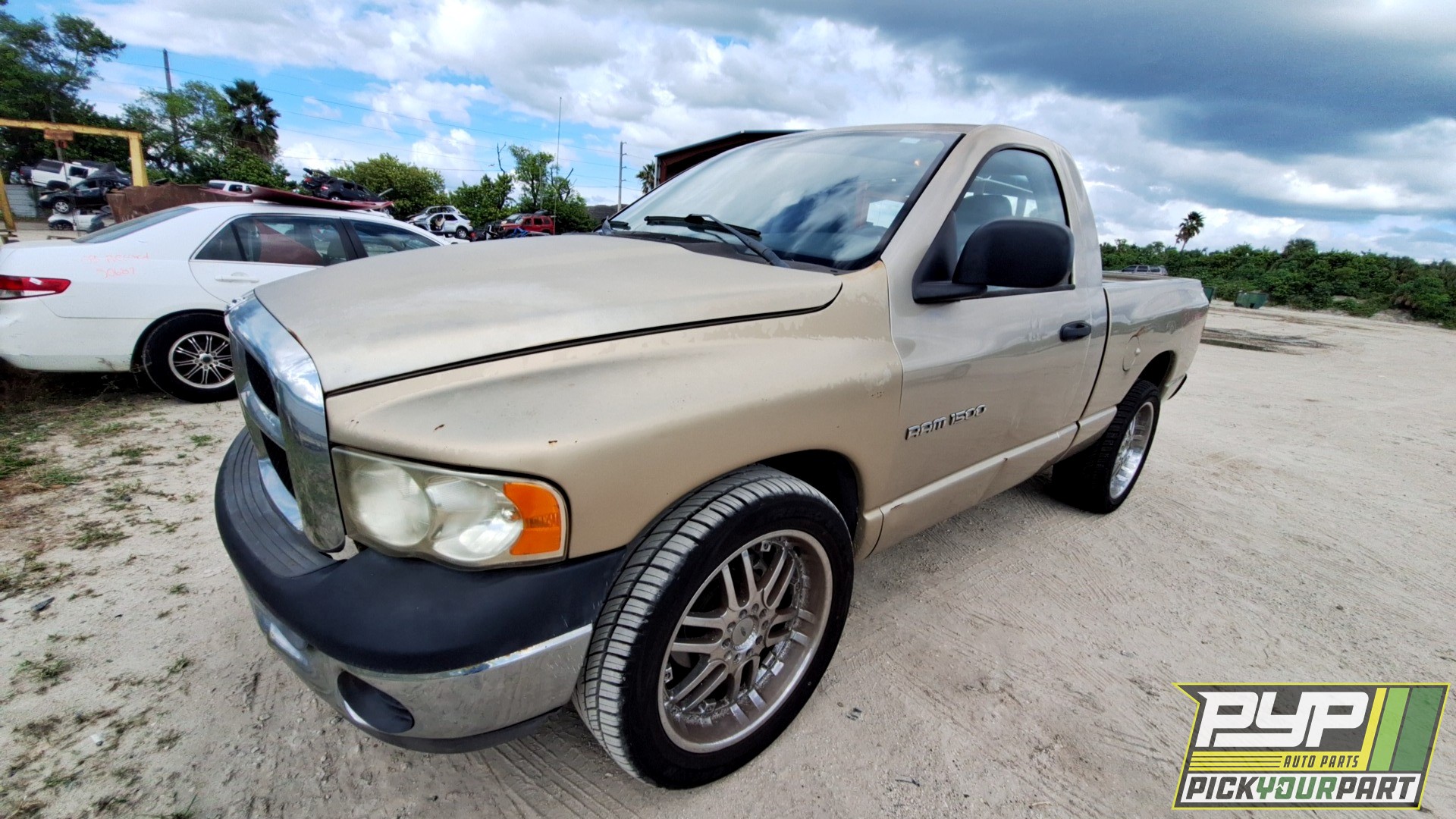 2004 DODGE RAM 1500 available for parts