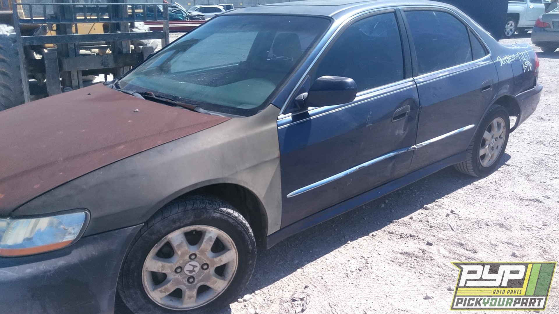 2001 HONDA ACCORD available for parts