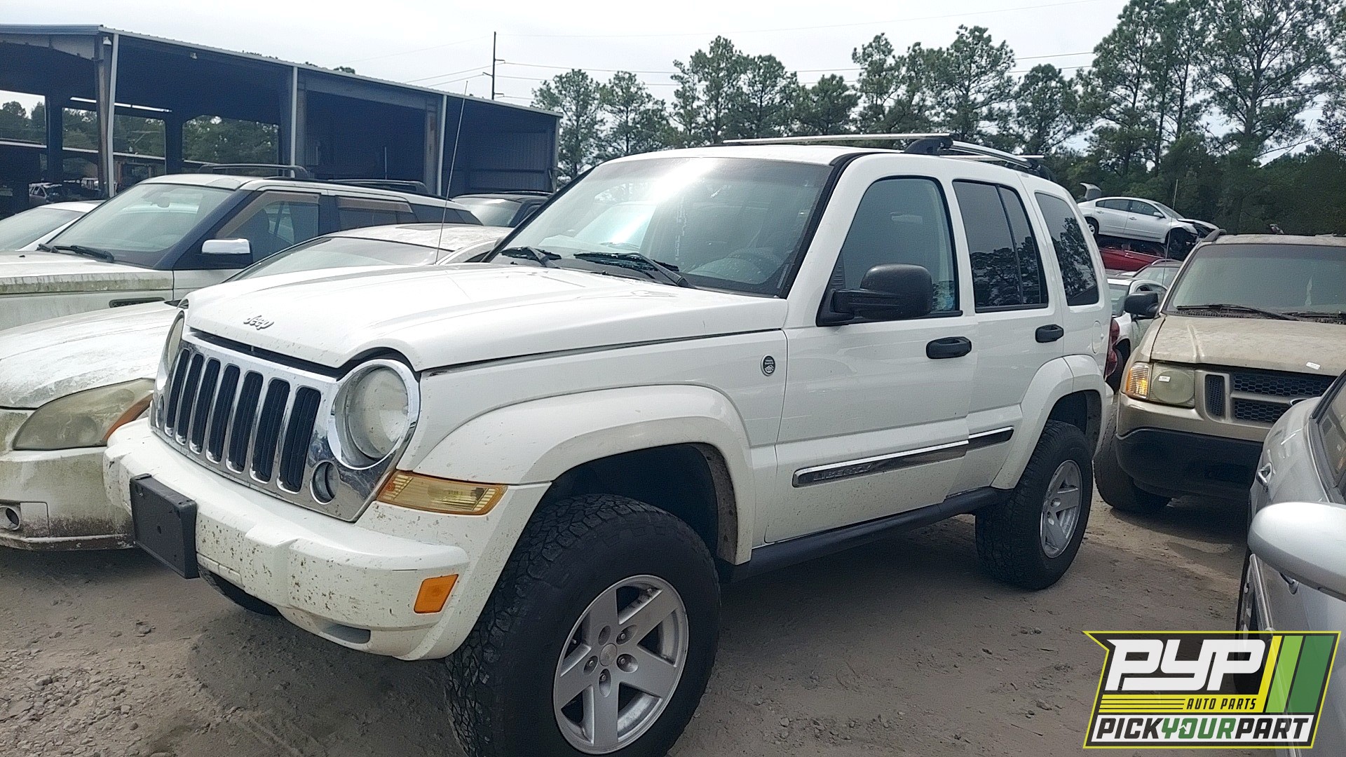 2006 JEEP LIBERTY available for parts