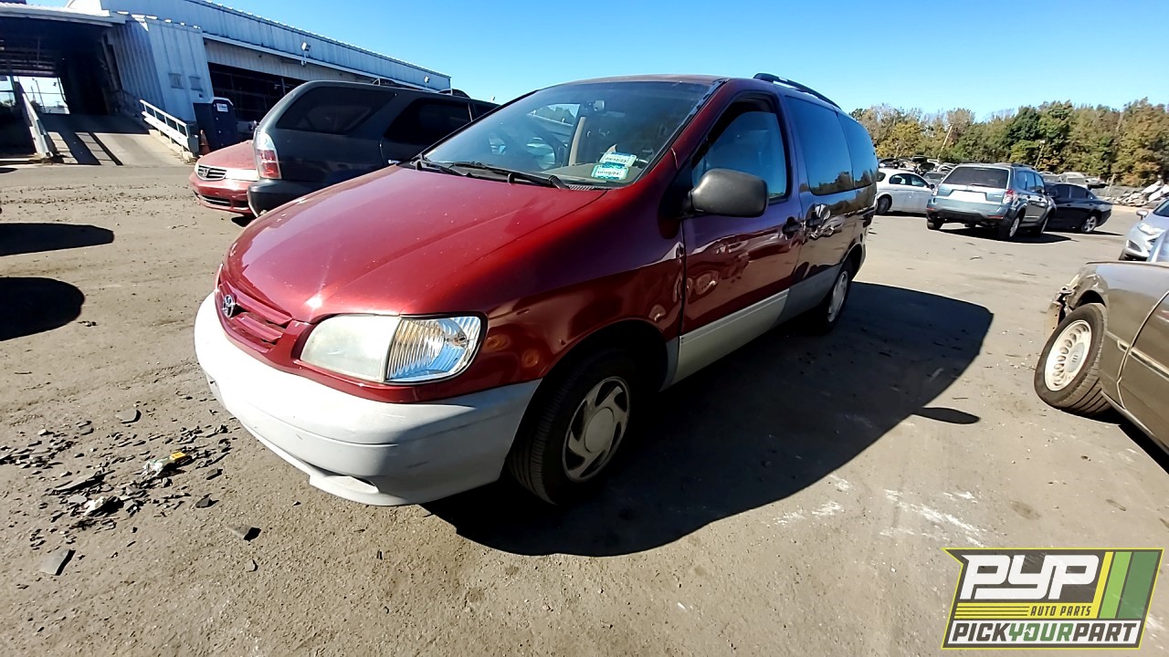 2002 TOYOTA SIENNA available for parts