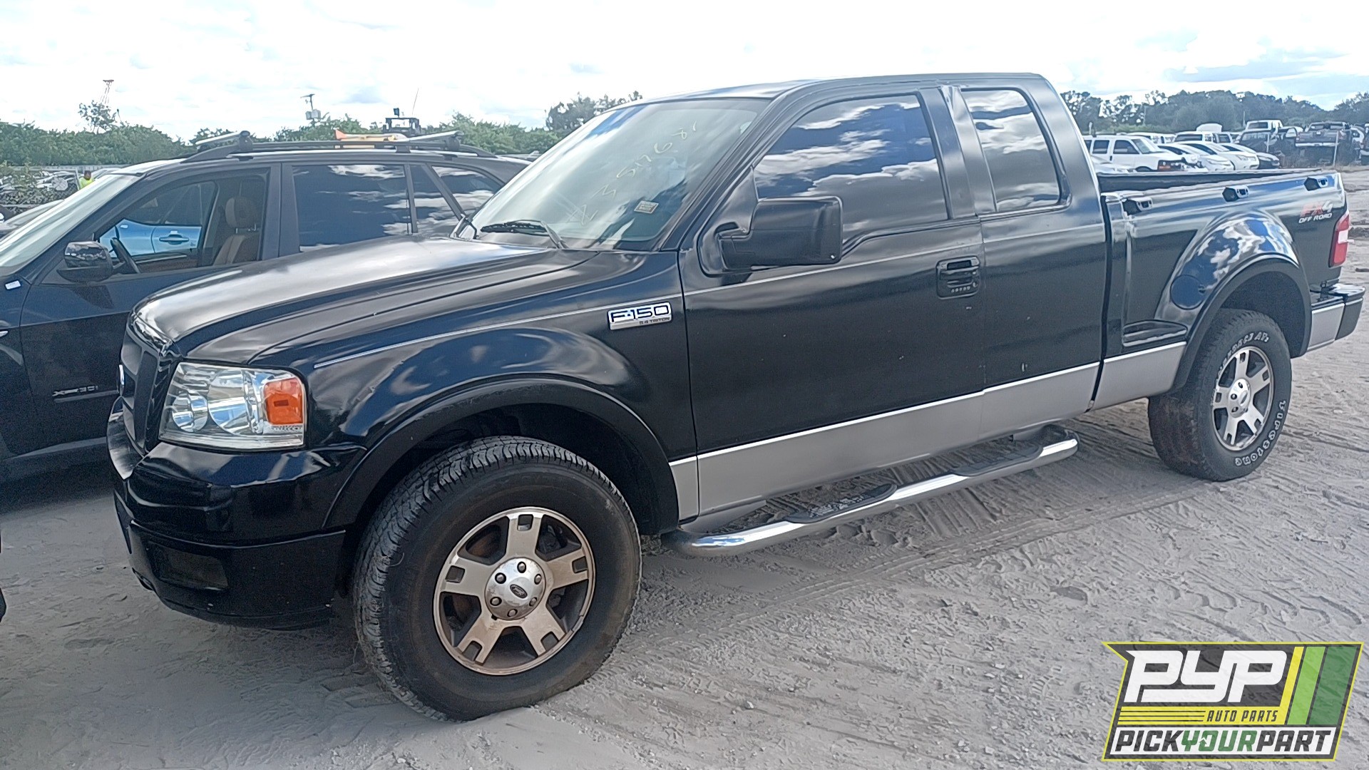 2004 FORD F-150 available for parts
