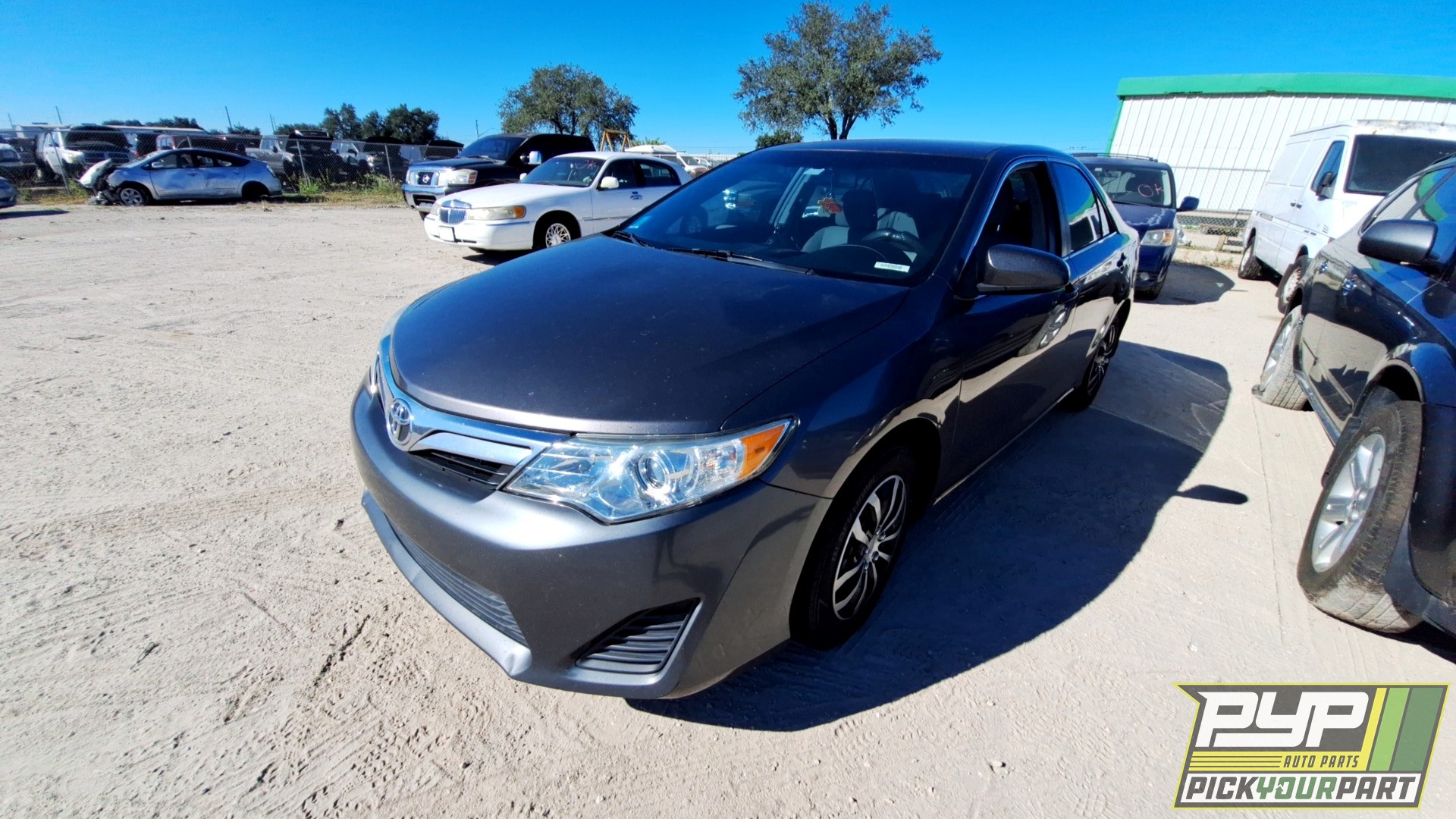 2013 TOYOTA CAMRY available for parts