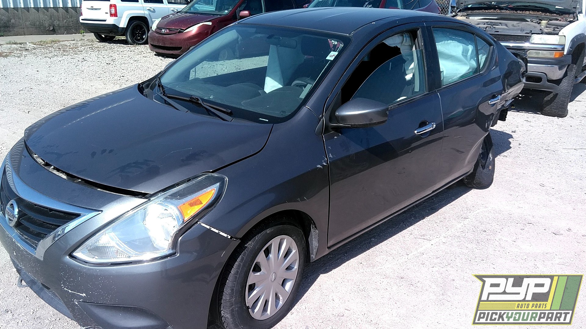 2017 NISSAN VERSA partes disponibles