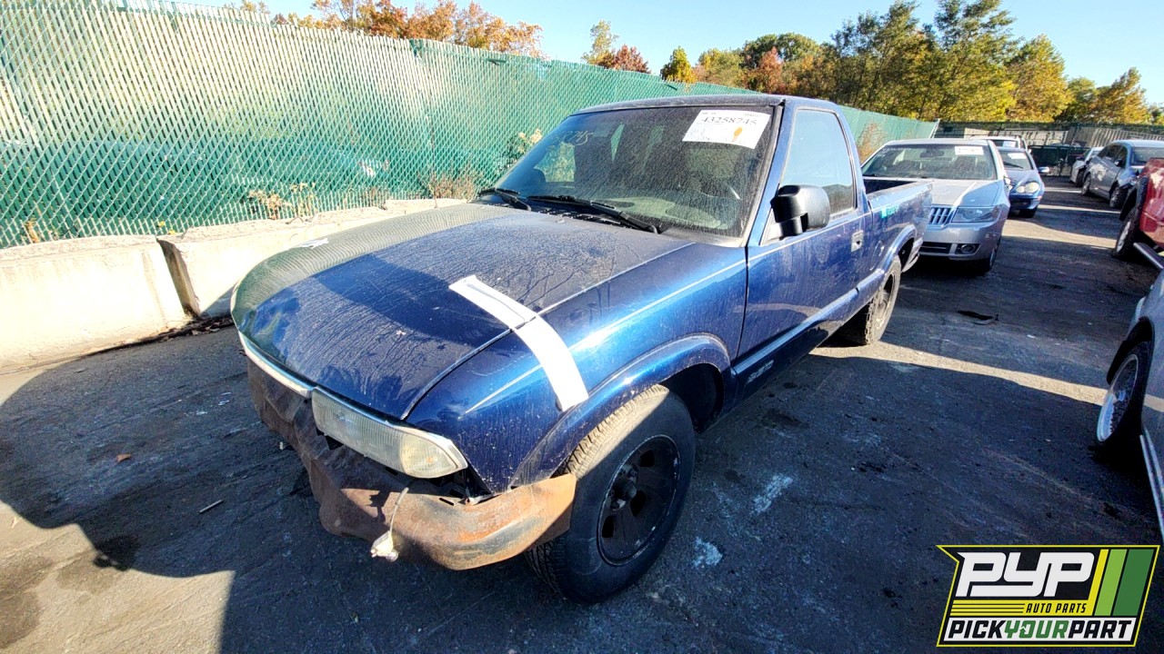 2002 CHEVROLET S10 available for parts