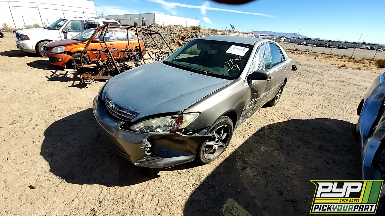2004 TOYOTA CAMRY partes disponibles