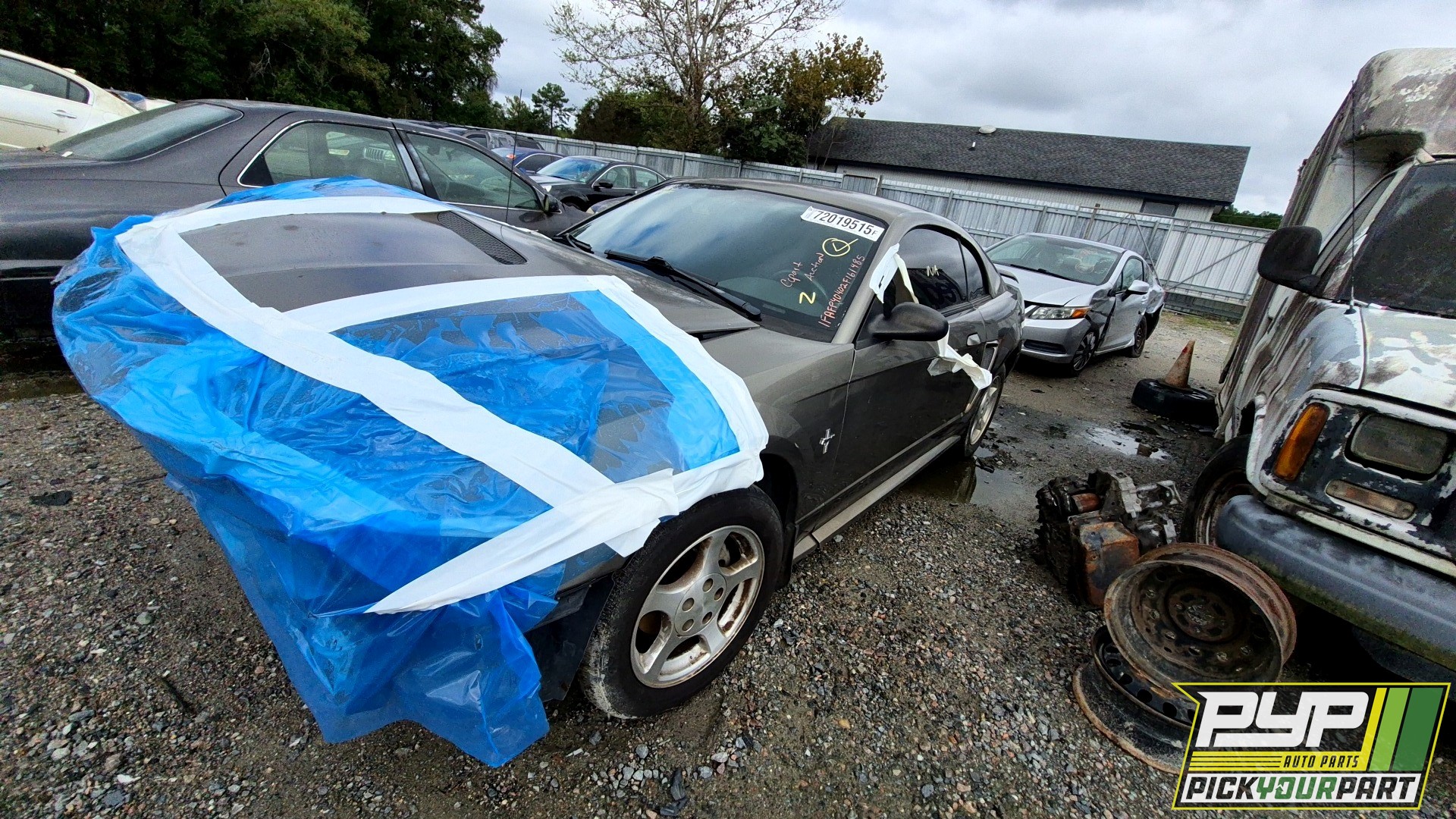 2002 FORD MUSTANG partes disponibles