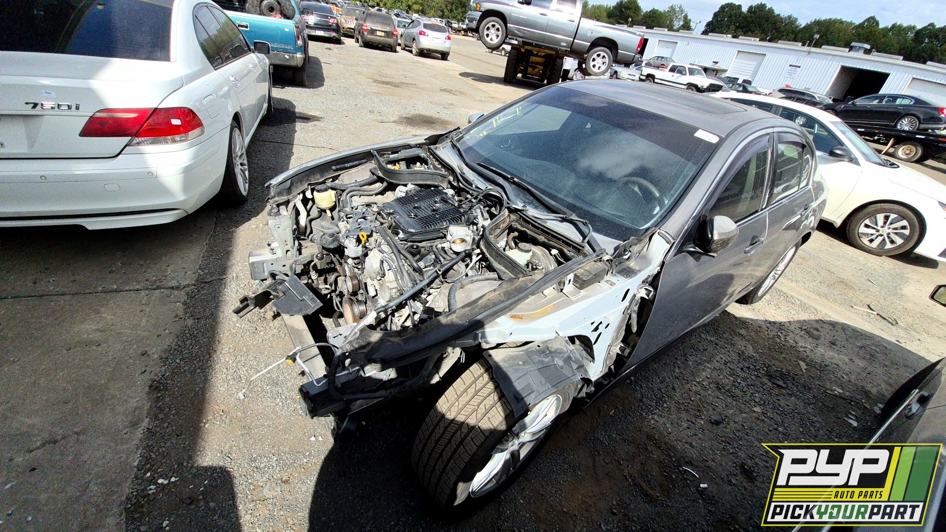 2011 INFINITI G37 partes disponibles
