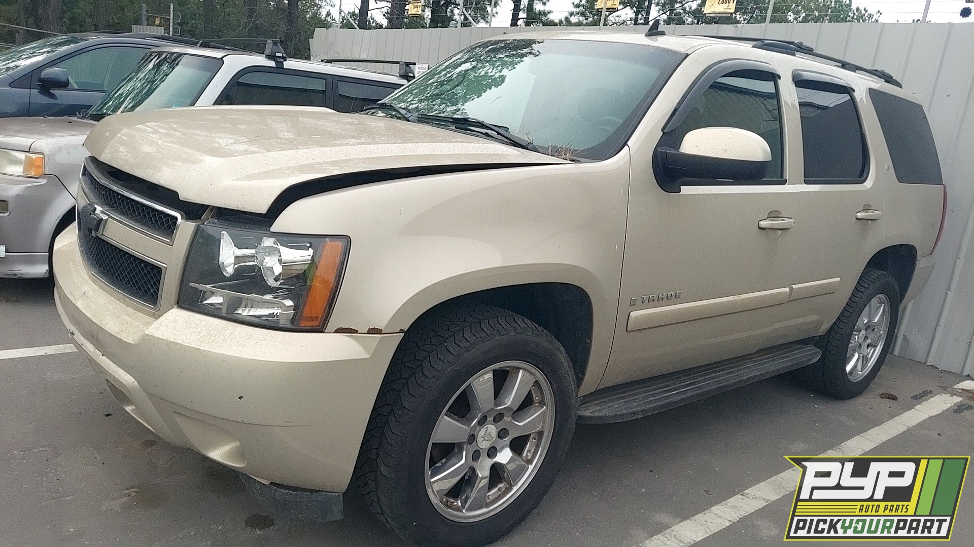 2007 CHEVROLET TAHOE available for parts