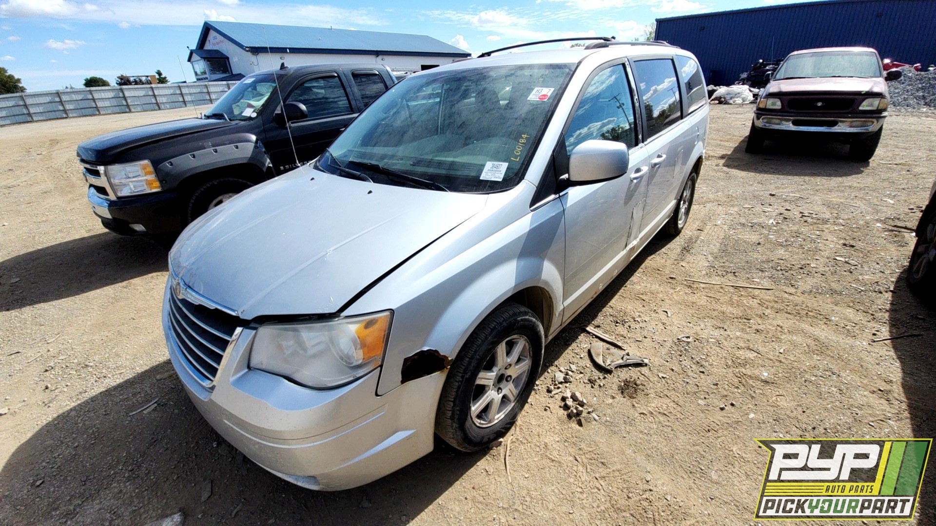 2008 CHRYSLER TOWN & COUNTRY available for parts