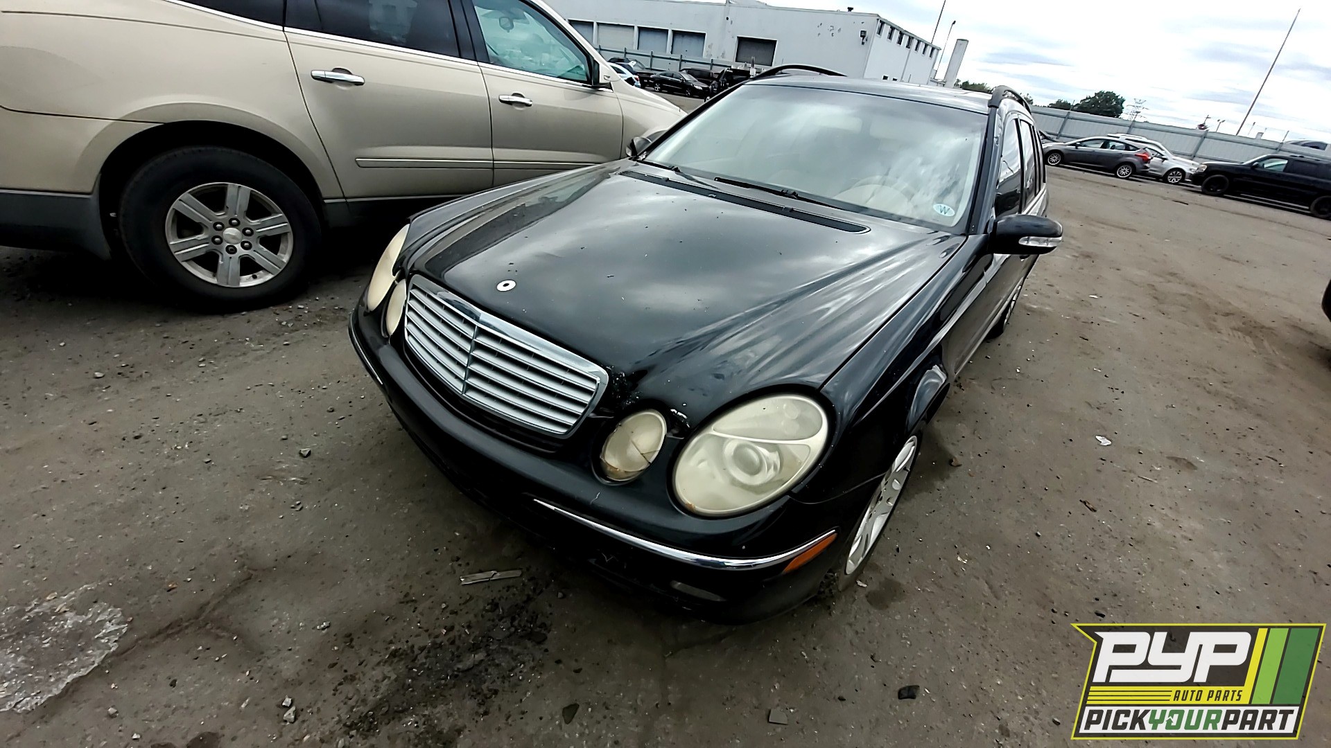 2004 MERCEDES-BENZ E320 partes disponibles