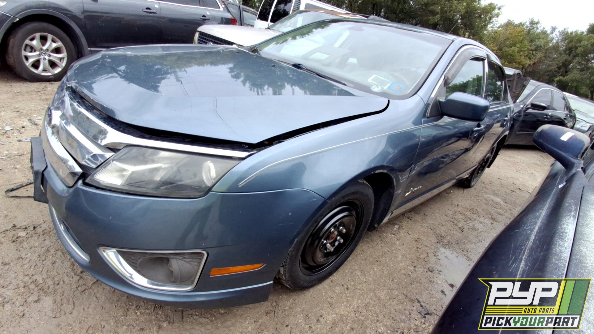 2012 FORD FUSION available for parts