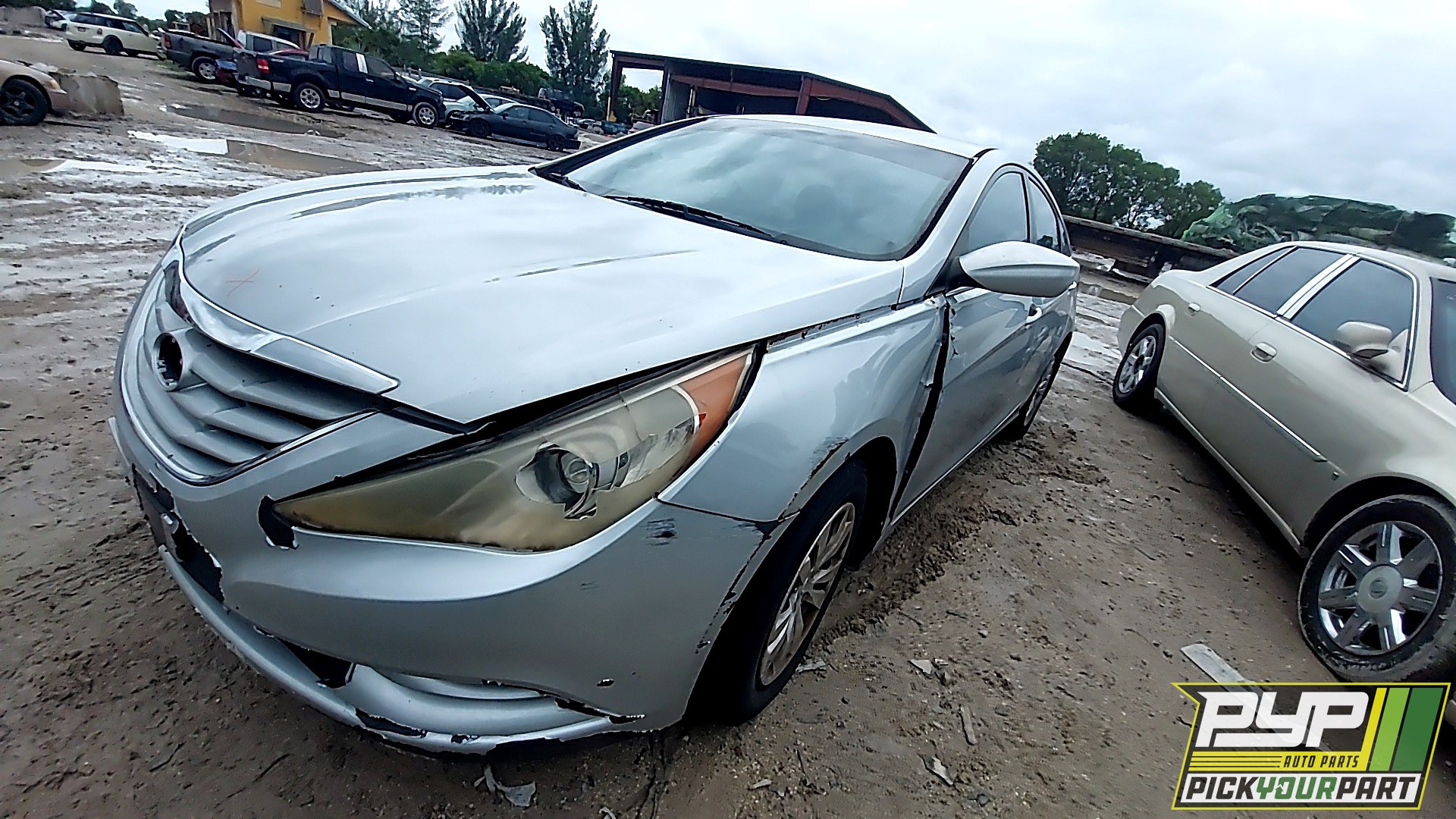 2012 HYUNDAI SONATA available for parts