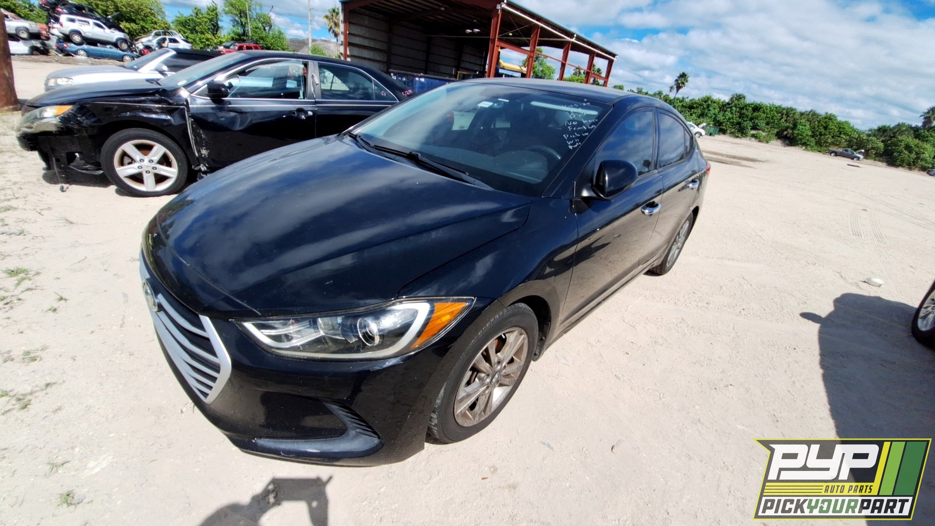 2017 HYUNDAI ELANTRA partes disponibles