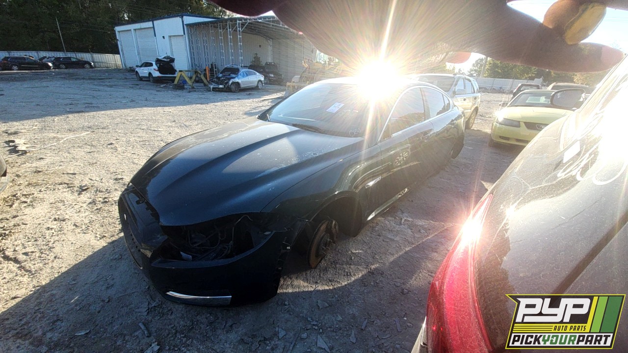 2015 JAGUAR XF partes disponibles