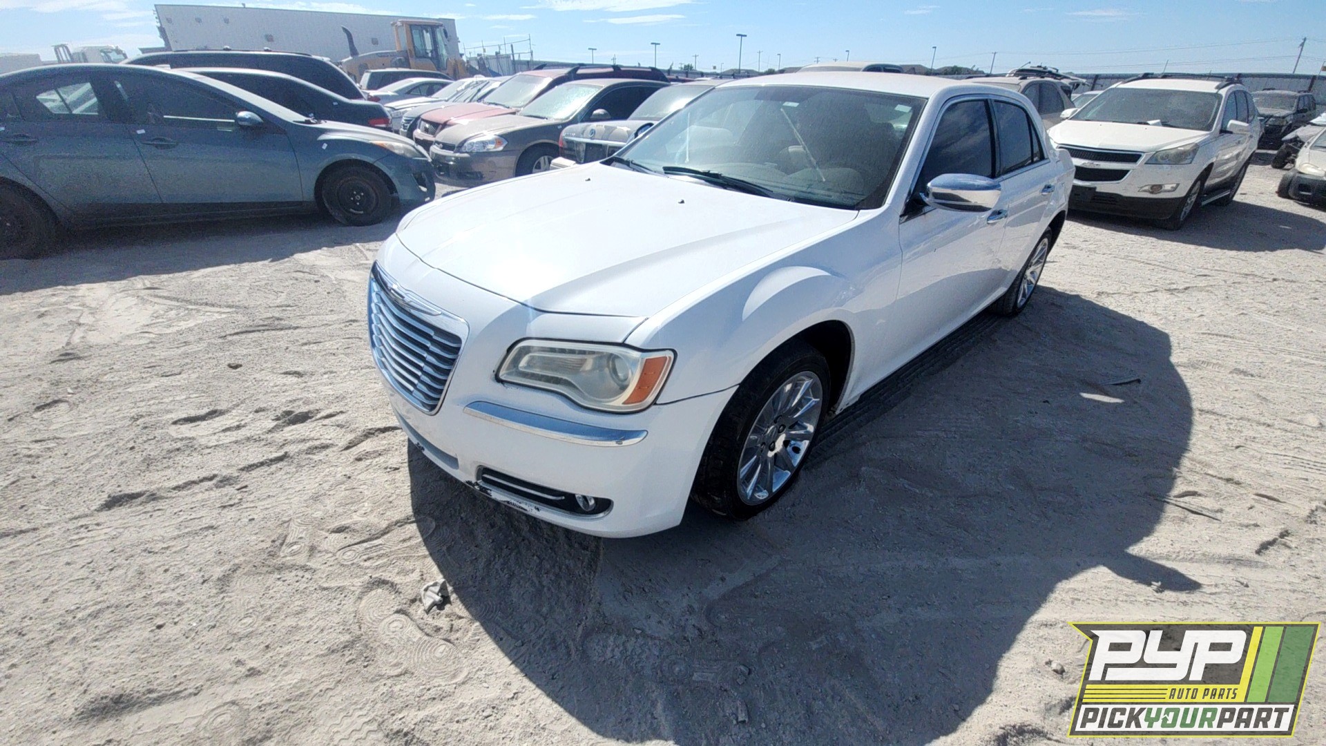 2011 CHRYSLER 300 partes disponibles