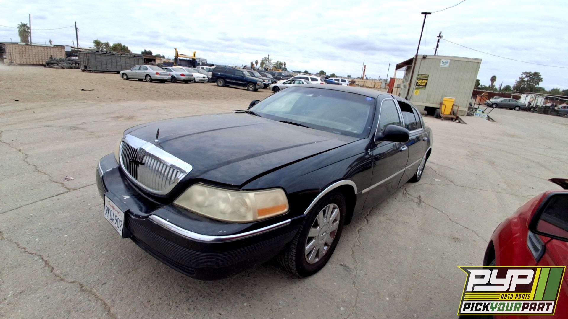 2003 LINCOLN TOWN CAR partes disponibles