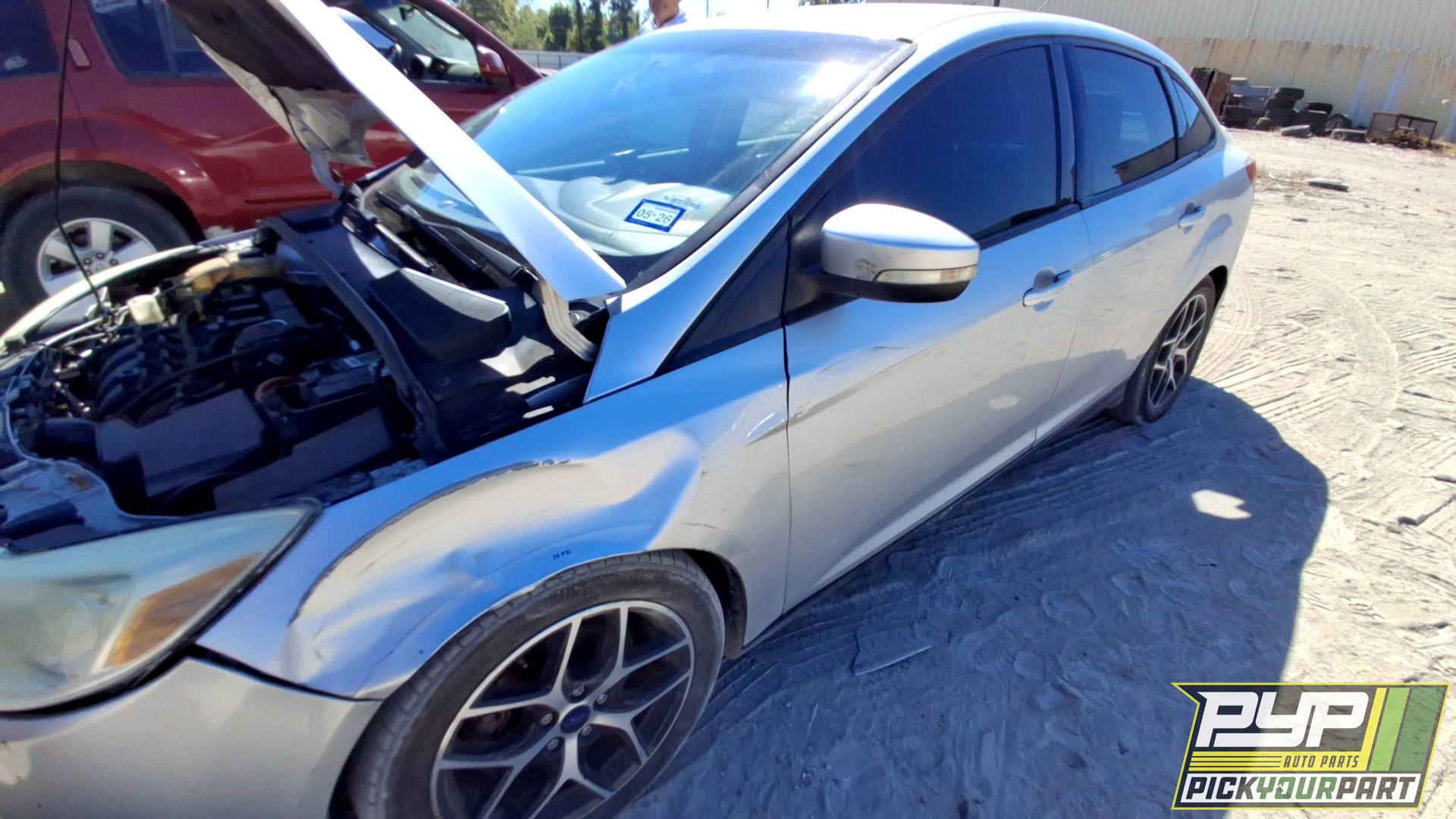 2014 FORD FOCUS available for parts