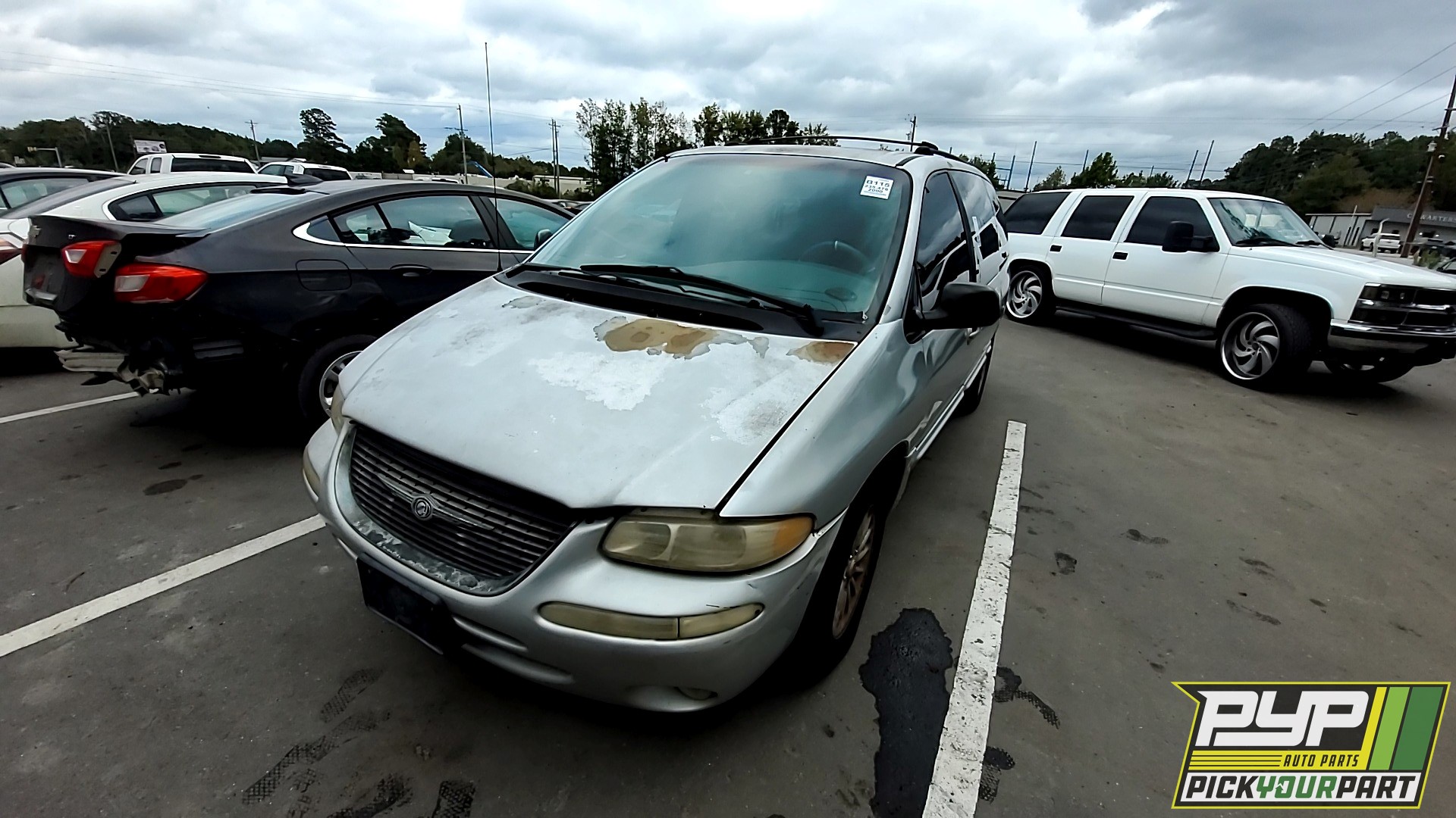 2000 CHRYSLER TOWN & COUNTRY partes disponibles